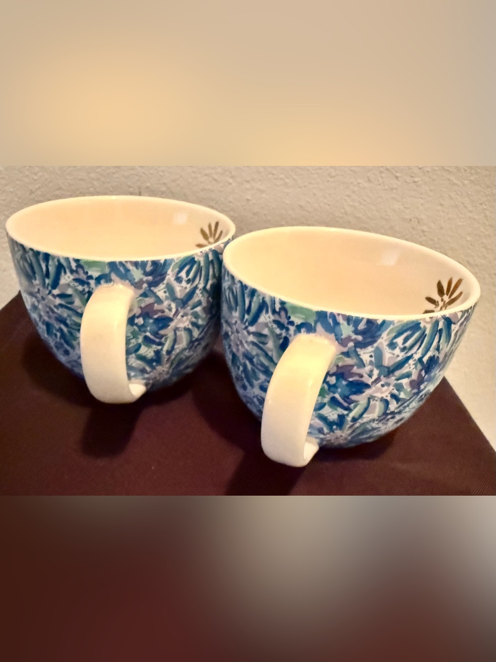 2 Lilly Pulitzer ceramic coffee mugs. Blue floral "High Maintenance" pattern - Picture 12 of 15